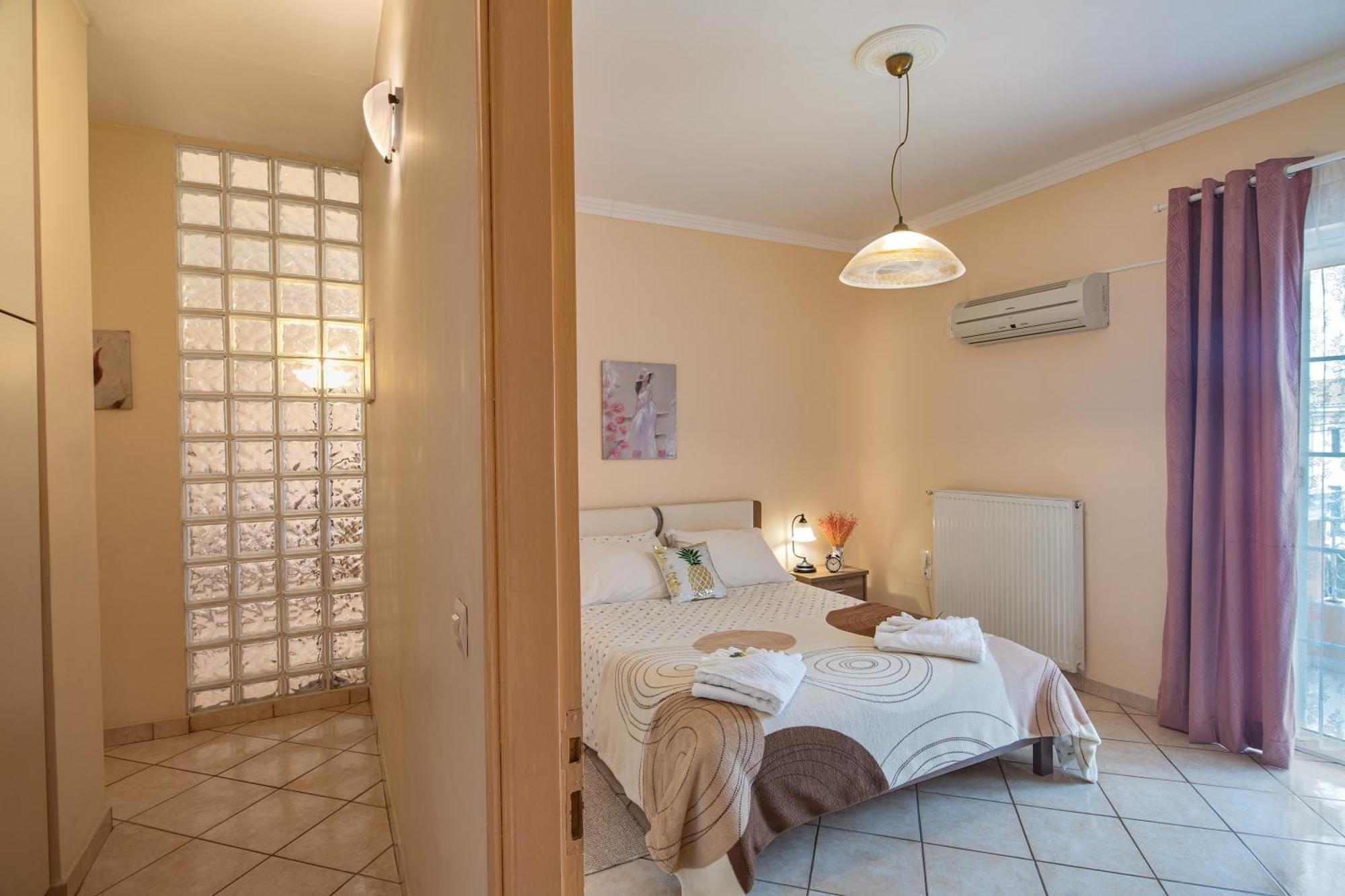 House Of Velenia - 2 Bedroom Apartment Near Old Town, Airport And Bus Station Corfu  Exterior photo